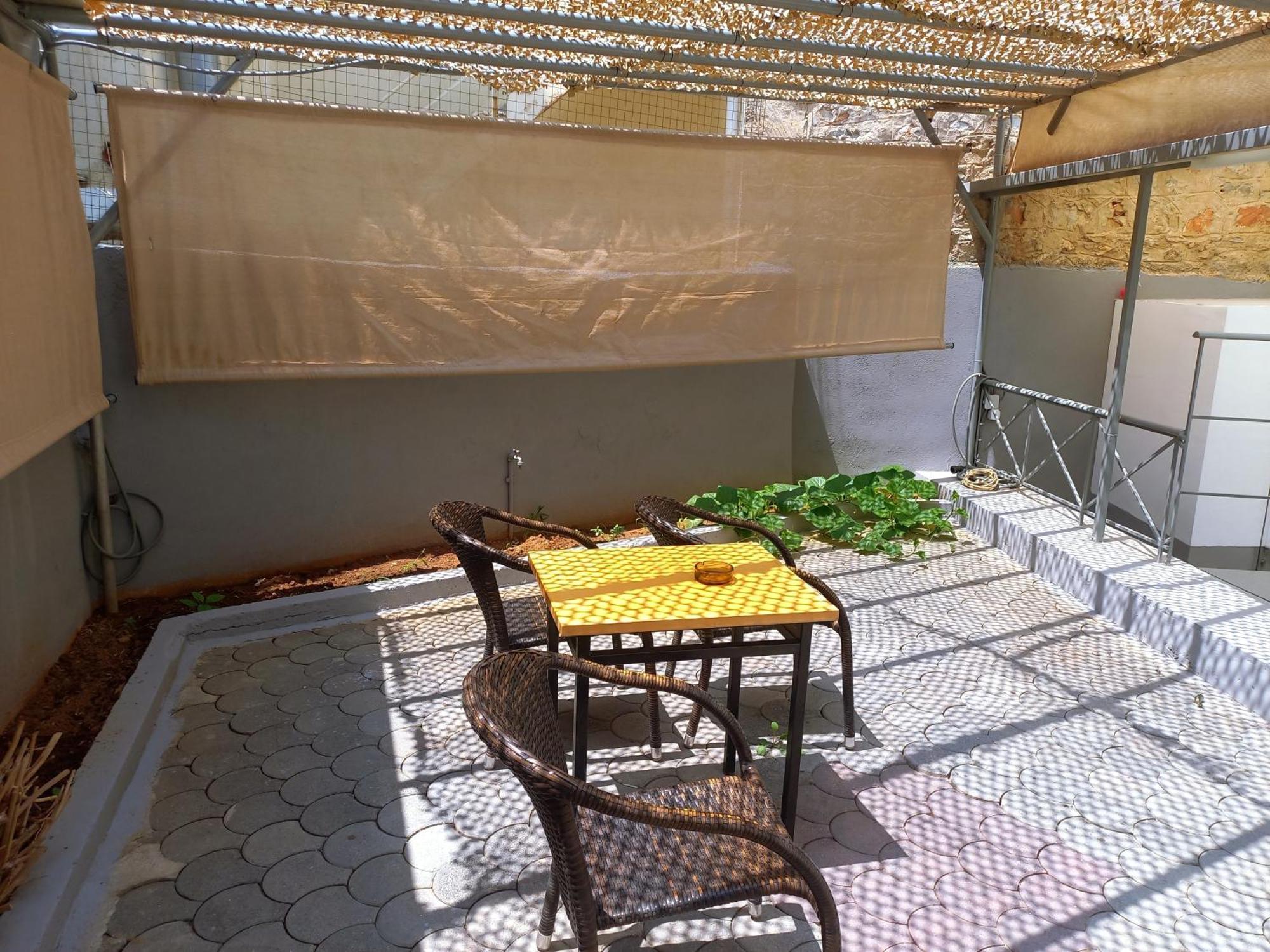 Sam's View Heart - Beautiful With Backyard * Tripoli
